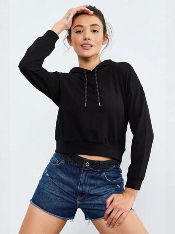 Tommy Life Sweatshirt in Zwart: voorkant