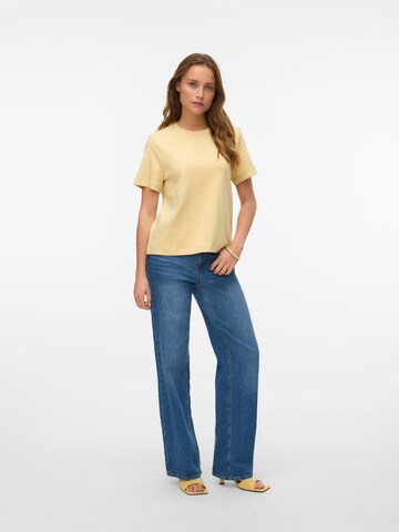 Aware Shirt 'AWNAIMA' in Yellow