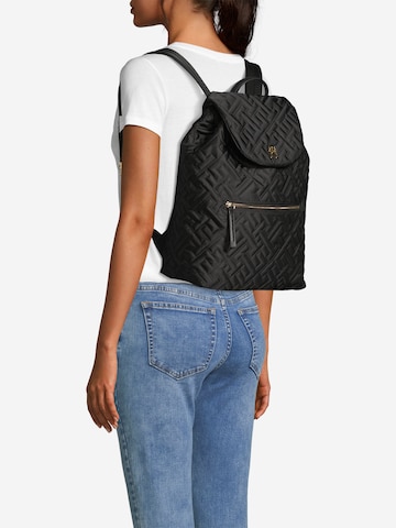 TOMMY HILFIGER - Mochila em preto