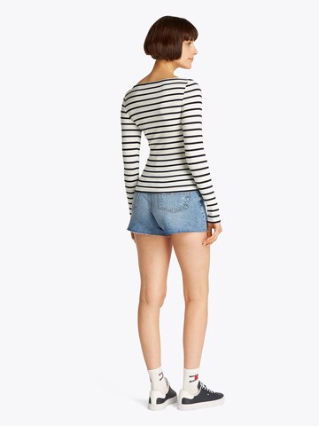 Tommy Jeans Shirt in White