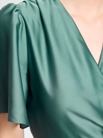 SWING Φόρεμα κοκτέιλ σε πράσινο