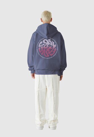 Lost Youth Sweatshirt in Blauw