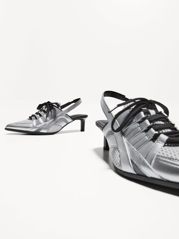Décolleté sling di Bershka in grigio