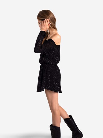 THE-ARE - Vestido em preto