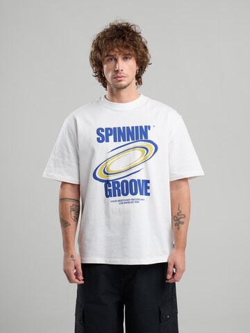America Today Shirt in White: front