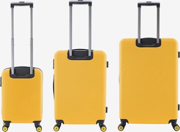 National Geographic Suitcase Set 'ABROAD' in Yellow