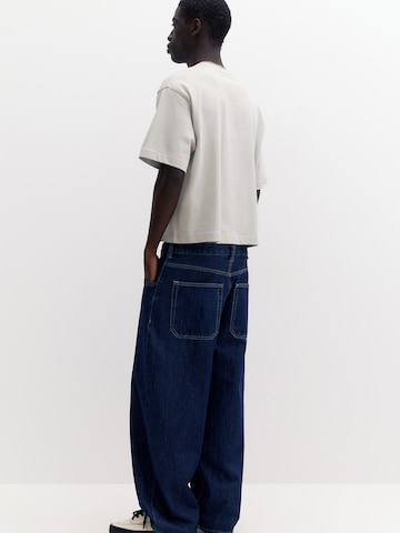 Pull&Bear Тениска в сиво