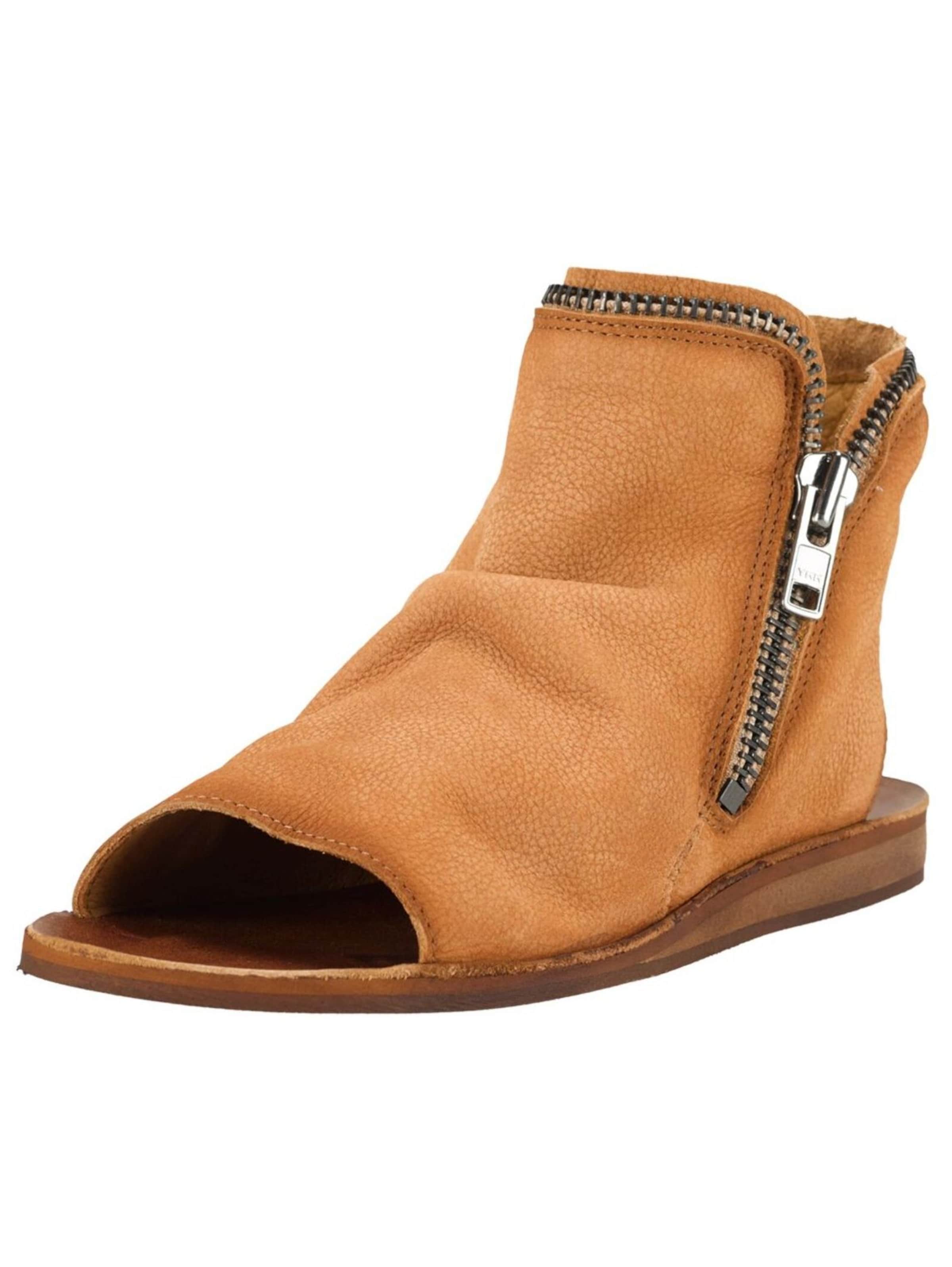 Felmini Wide Fit Sandals in Brown: front