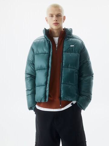 Veste mi-saison Pull&Bear en vert : devant