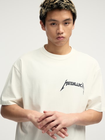 Pull&Bear Shirt in White