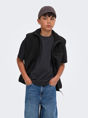 T-Shirt 'OSJCASPIAN' Only & Sons Junior en noir : devant
