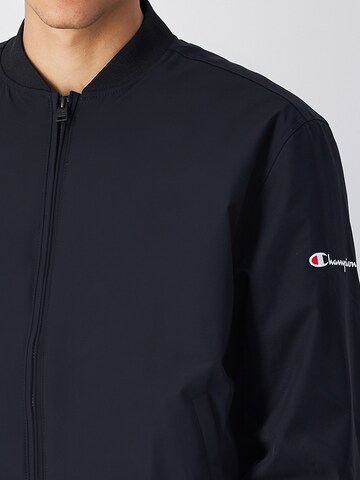 Champion Authentic Athletic Apparel Демисезонная куртка в Черный
