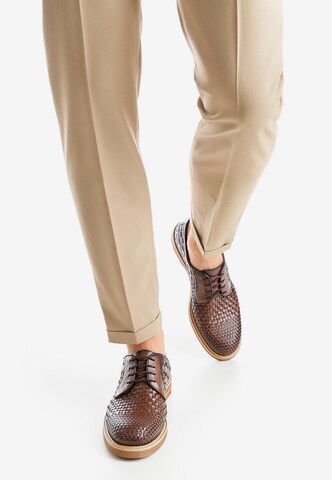 Chaussure à lacets 'OLOS' LLOYD en marron : devant