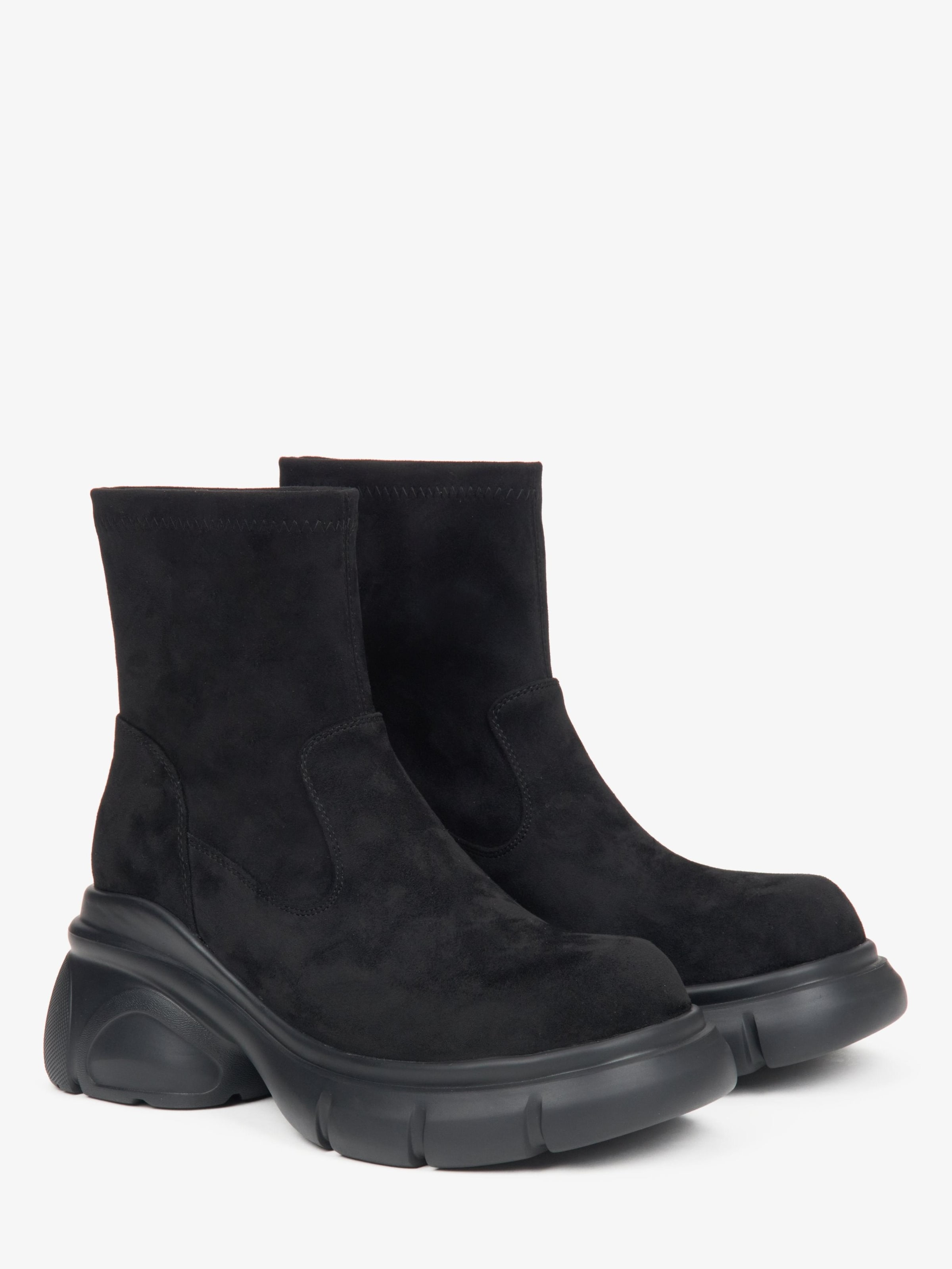 Estro Chelsea boots '681-15' i svart