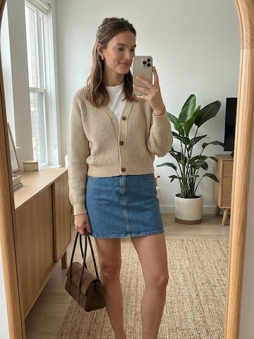 Everly Πλεκτή ζακέτα σε μπεζ