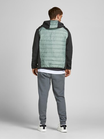 Veste mi-saison 'Toby' JACK & JONES en gris