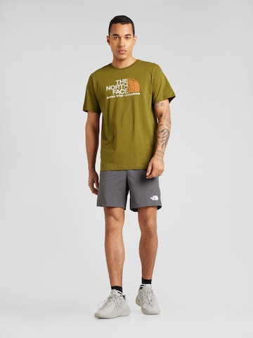 THE NORTH FACE Regular Sportshorts in Grau