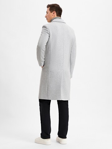 Finshley & Harding London Between-Seasons Coat in Grey