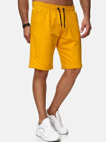 Reslad Regular Hose 'Shorts Basic Sweathose' in Gelb