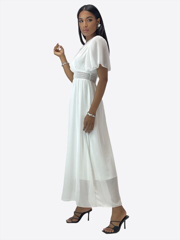 Elara Kleid in Weiß