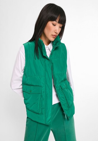 Basler Vest in Green: front