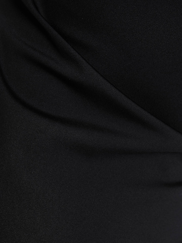 Bershka Kleid in Schwarz