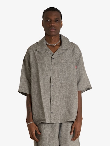 Coupe regular Chemise ACUPUNCTURE en gris : devant