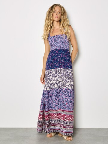 Apricot Patchwork Floral Paisley Maxi Dress ' ' in Mischfarben: Vorderseite