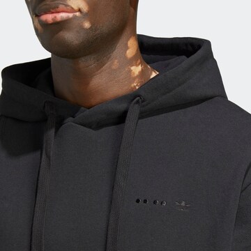 ADIDAS ORIGINALS Sweatshirt 'Rifta City Essential' in Black