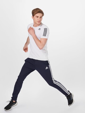 ADIDAS SPORTSWEAR - Skinny Camisa funcionais em branco