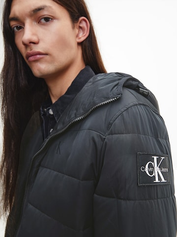 Calvin Klein Jeans - Chaqueta de invierno en negro