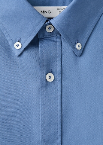 MANGO MAN Regular fit Button Up Shirt 'Oxli' in Blue