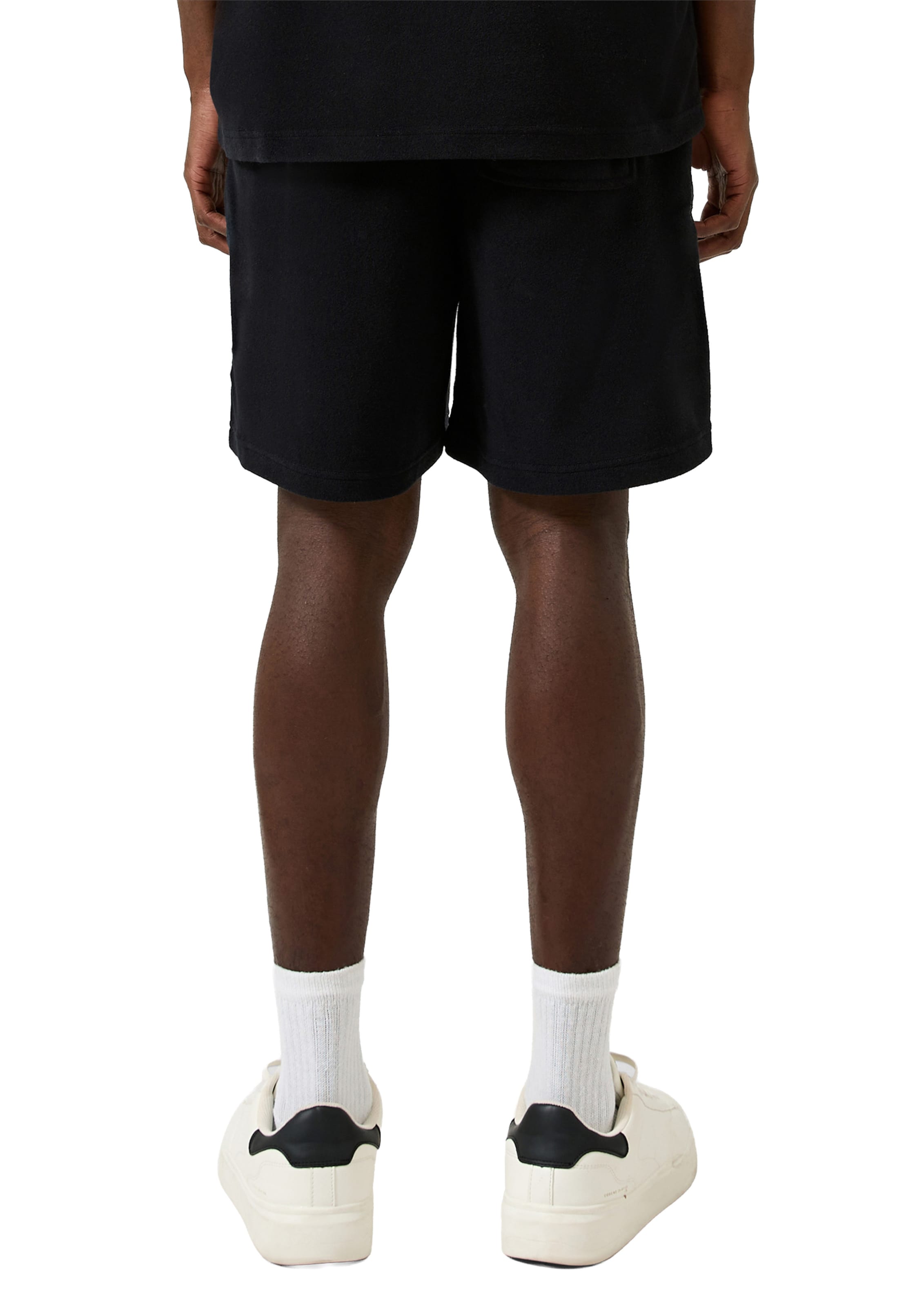 QS Loosefit Broek in Zwart