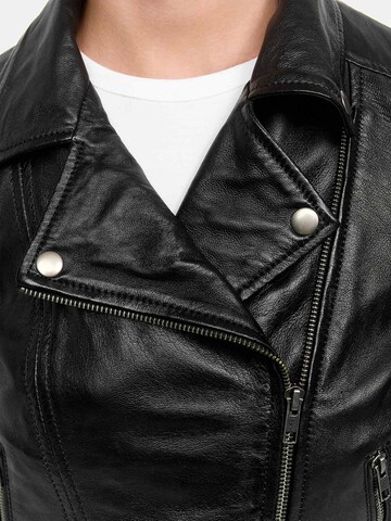 Tazzio Übergangsjacke 'F509' in Schwarz