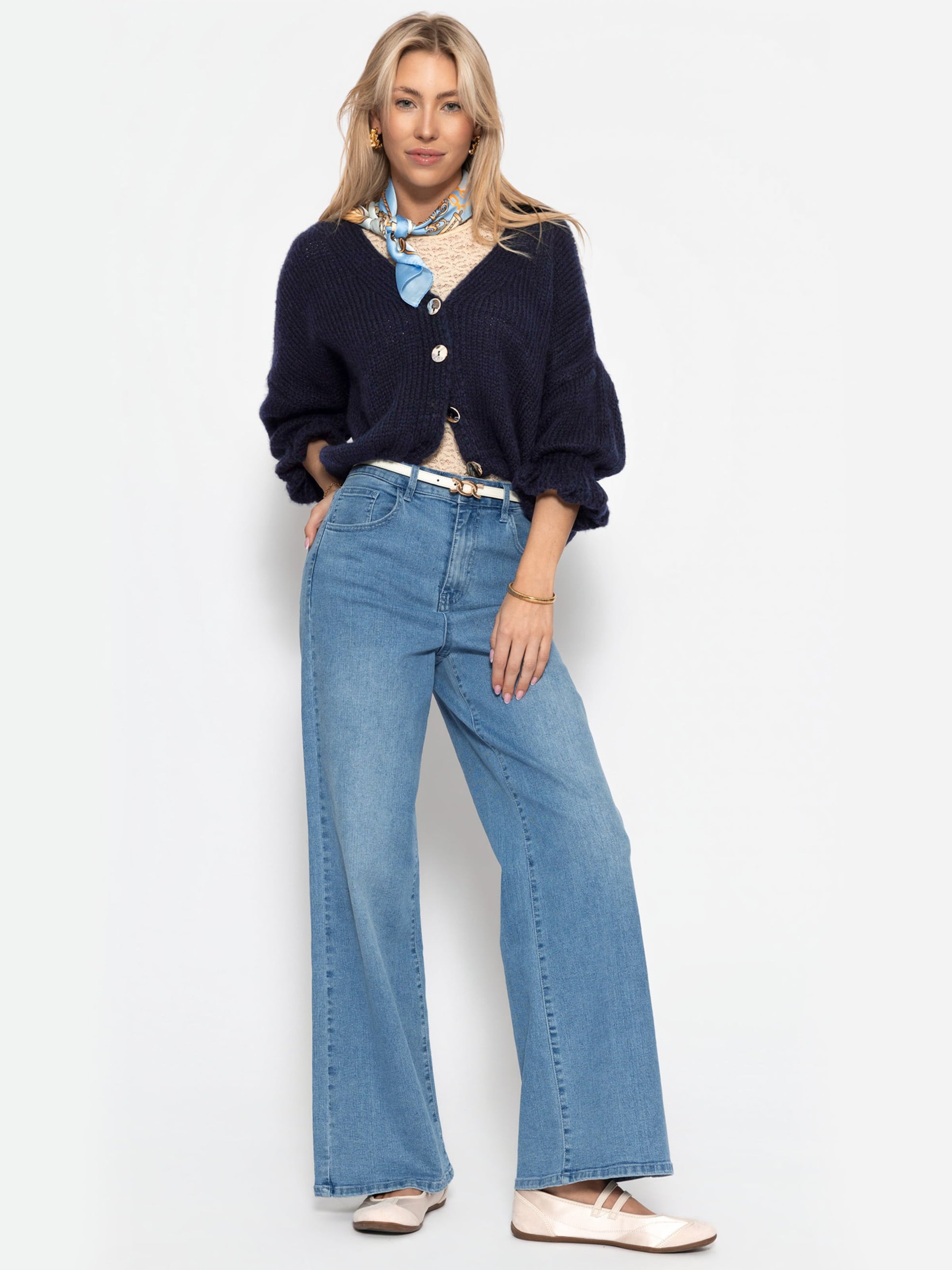 SASSYCLASSY Oversizestrickjacke‌‌‌‌‌‌ in Blau
