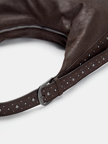 Pull&Bear Shopper in Brown