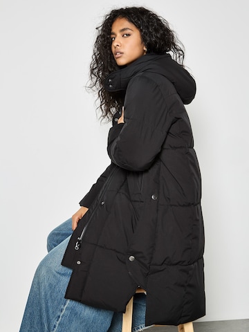Veste bavaroise ' ' Apricot en noir