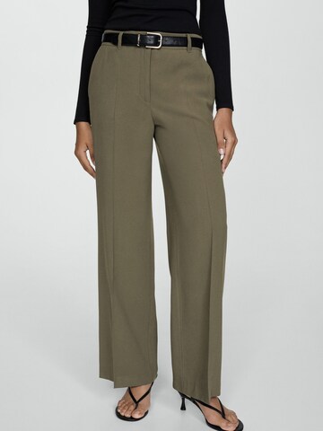 MANGO Bő szár Ráncos nadrág 'CARLOS' - zöld: elől