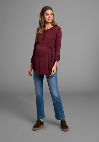 Neun Monate Shirt in Red