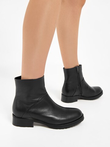 Liesa&Mary Booties 'LMCatrin' in Black