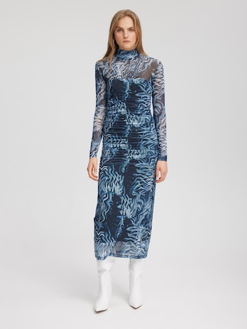 Robe 'Ewa' Gestuz en bleu : devant