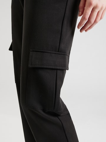 regular Pantaloni cargo 'VARONE' di VILA in nero
