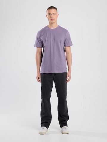America Today Shirt in Lila