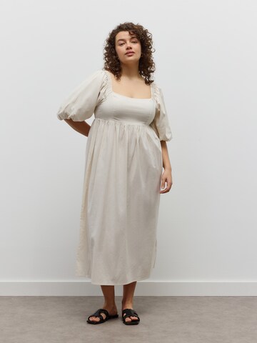 CITA MAASS Dress in Beige: front