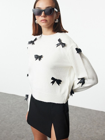 Trendyol - Jersey en beige: frente