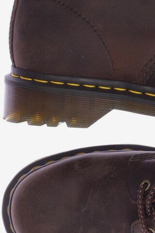 Dr. Martens Stiefel 43 in Braun