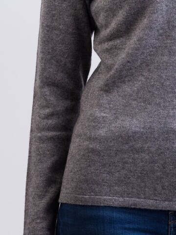 Pullover di CASH-MERE.CH in grigio