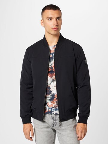 Veste fonctionnelle GUESS en noir : devant