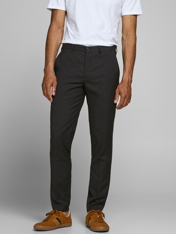 Coupe slim Pantalon à plis 'Franco' JACK & JONES en noir : devant