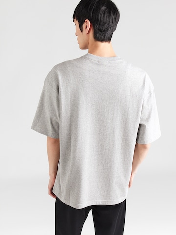 Tricou 'TREFOIL' de la ADIDAS ORIGINALS pe gri: spate